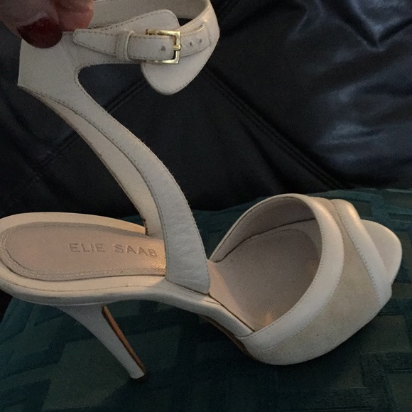 Practically brand new light flesh color heels - Picture 4 of 7